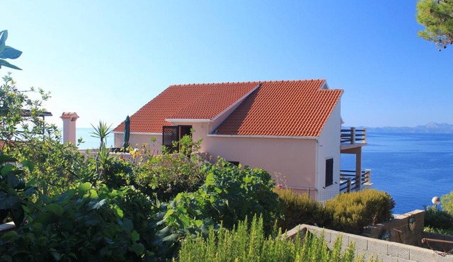 Apartments by the sea Zavalatica, Korcula - 9137
