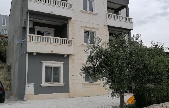 Apartments Dinko in Duće