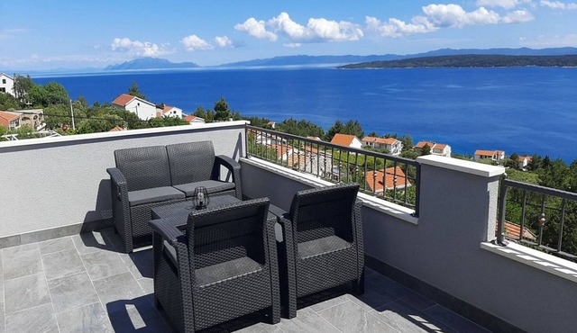 Apartments Dobrila - Superior Two Bedroom Apartment with Terrace and sea view in Jelsa