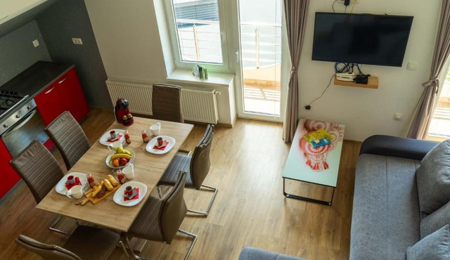 Apartments Ema