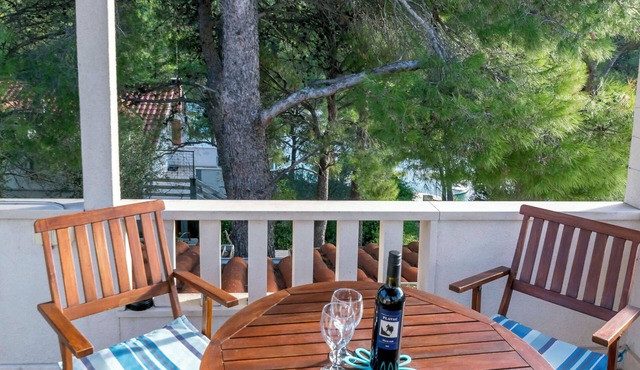 Apartments Jase (122241-A1) - Milna - island Brac in Milna - island Brac