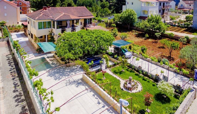 Apartments Jerko - Comfort One Bedroom Apartment with Terrace