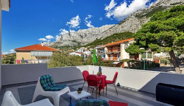 Apartments Maja (124331-A2) - Makarska in Makarska