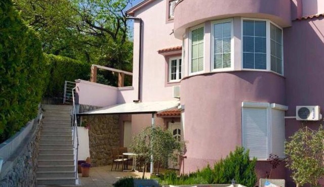 Apartments Melanie - Oprić Hills Three bedroom apartment with balcony and sea view (A) in Opatija