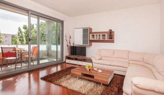 Apartments Nikolina (ST)- Comfort Two Bedroom Apartment(A1)