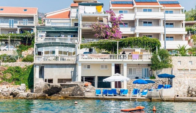 Apartments Rašica Molunat - Standard Studio in Molunat