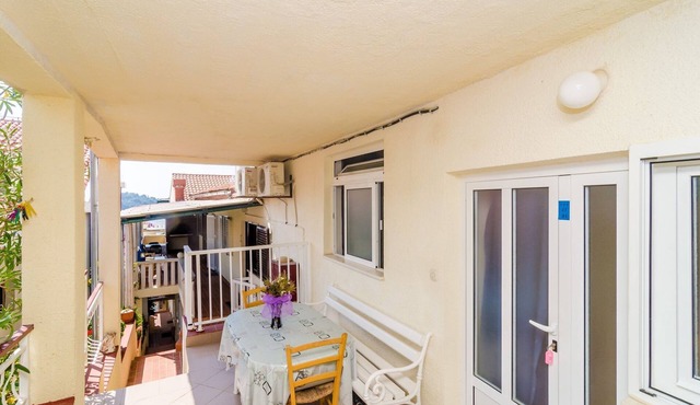 Apartments Rašica Molunat - Two Bedroom Apartment in Molunat