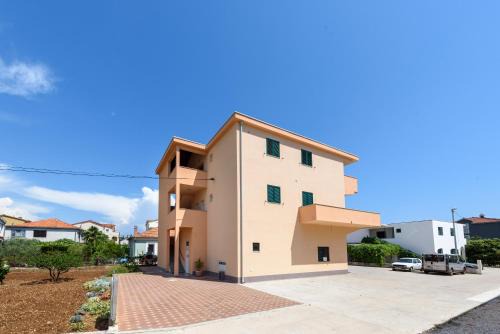 Apartments Robi in Trogir