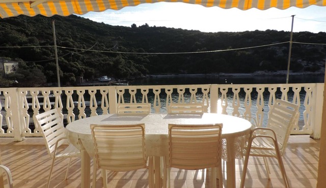 Apartments Roki (103621-A1) - Vis - island Vis in Vis - island Vis