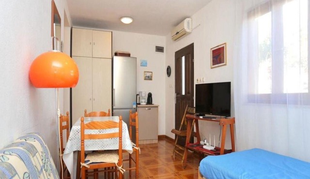 Apartments Rosa in Slatine