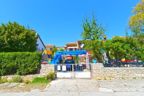 Apartments Slavica 1356 in Pješčana Uvala