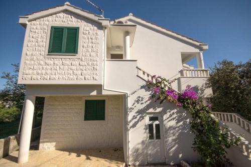 Apartments Suzana in Ždrelac