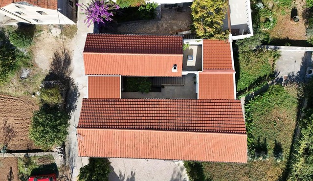 Apartments Tarragon in Ugrinići