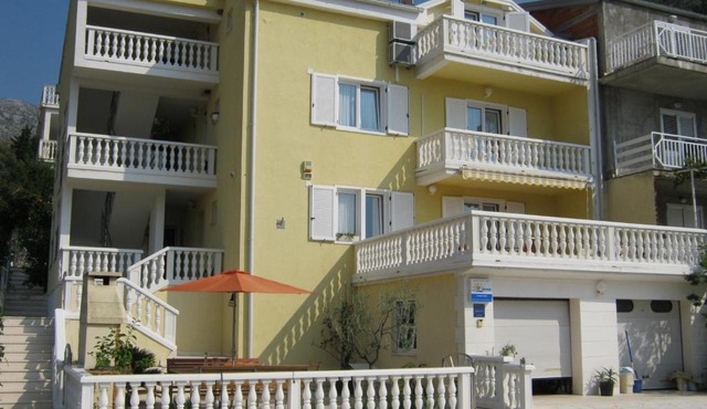 Apartments Villa Novak in Slano