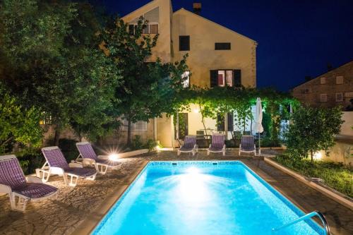 Apartments Villa Roza in Mokošica