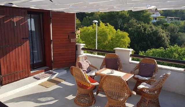 Apartments with parking space Rukavac, Vis - 23763 in Vis