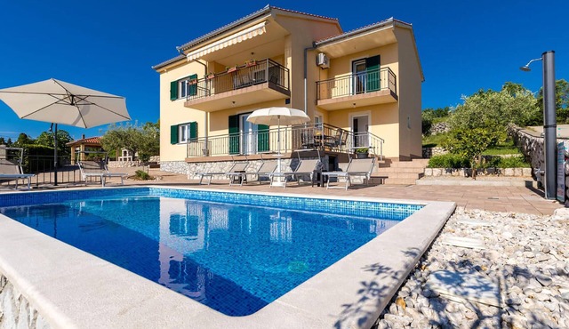 Awesome apartment in Krk with private swimming pool, can be inside or outside in Krk