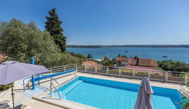 Awesome apartment in Portoroz with house sea view in Portoroz