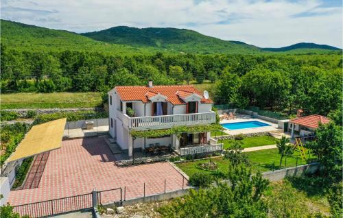 Awesome Home In Blato Na Cetini in Blato na Cetini