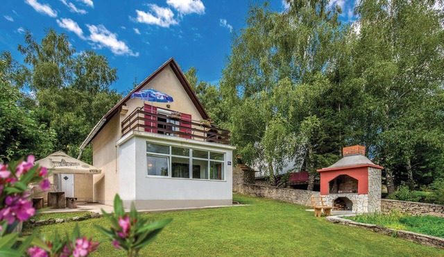 Awesome home in Breze with WiFi