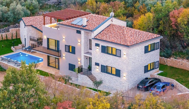 Awesome home in Klanice with sauna
