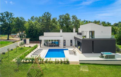 Awesome Home In Kujici With Sauna