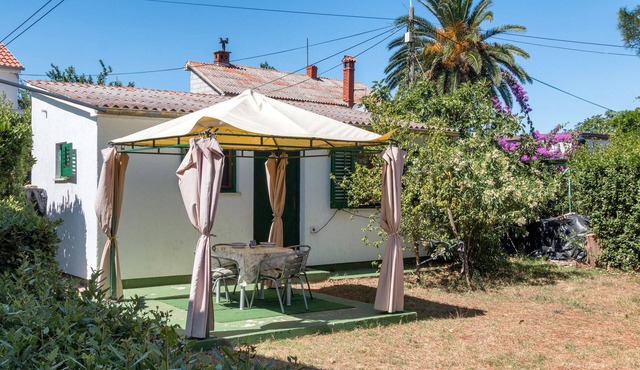 Awesome home in Premantura with WiFi in Premantura