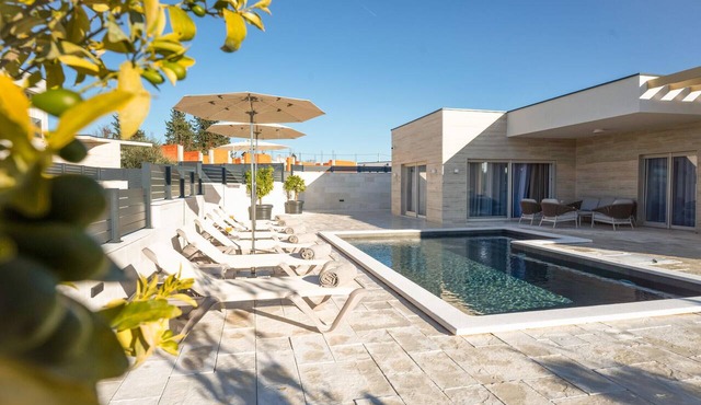 Awesome home in Smokovic with sauna in Smokovic