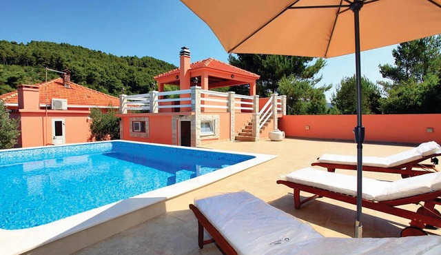 Awesome home in Smokvica in Smokvica
