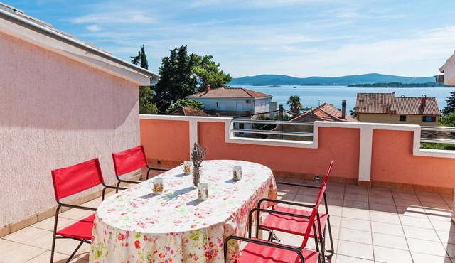 Beach front apartment in Sv.Filip i Jakov in Sv.Filip i Jakov