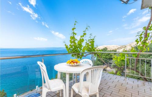 Beach Front Apartment In Stara Baska With Wifi in Stara Baška