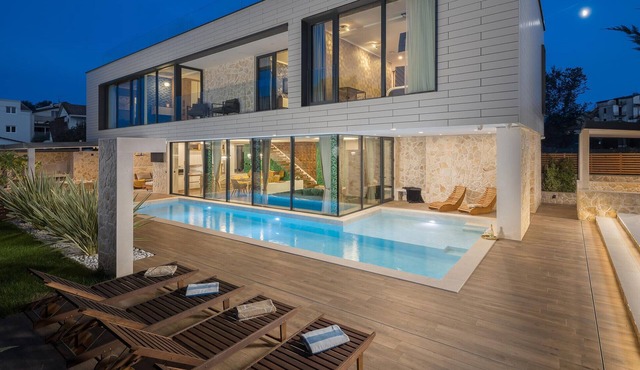 Beach front home in Funtana with sauna