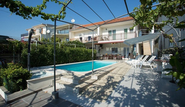 Beachfront Holiday Home with pool MaMi in Poljica
