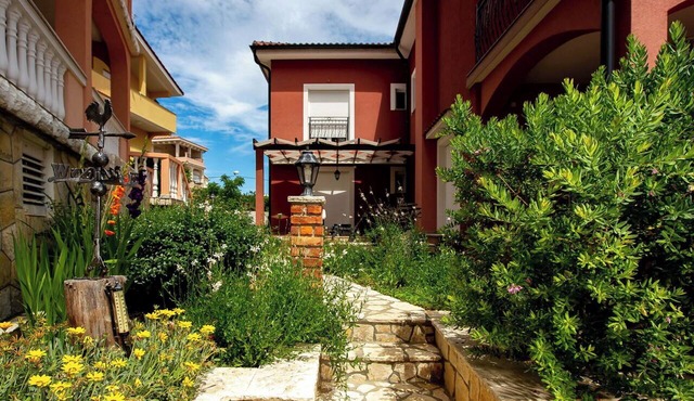 Beautiful apartment for 2 people with WIFI, A/C, TV, terrace and pets allowed