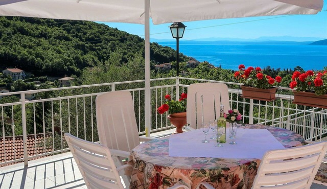 Beautiful apartment for 4 guests with A/C, WIFI, TV and terrace