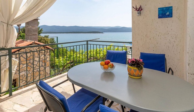 Beautiful apartment in Klek with WiFi in Klek