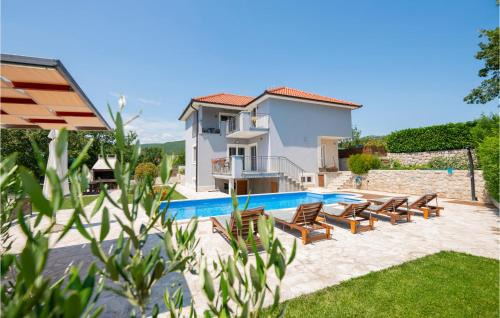 Beautiful Home In Blato Na Cetini in Blato na Cetini