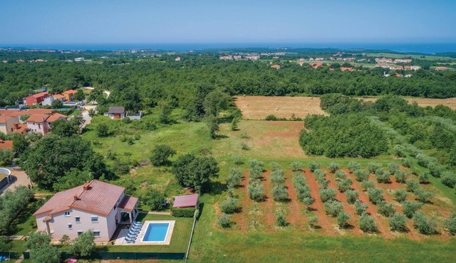 Beautiful home in Mihatovici