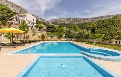 Beautiful Home In Solin in Solin