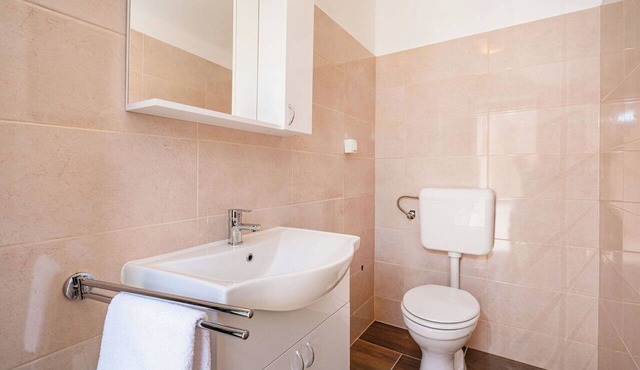 Beautiful private villa for 8 people with A/C, private pool, WIFI, TV, terrace and panoramic view in Biograd Na Moru