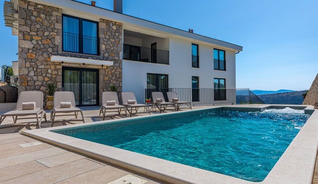 Beautiful private villa for 10 people with A/C, private pool, WIFI, hot tub, TV and terrace in Novi Vinodolski