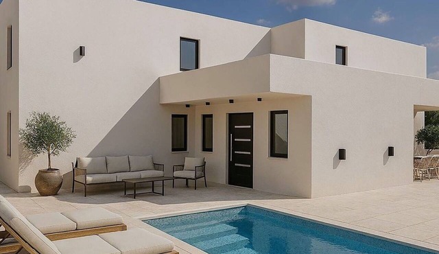 Beautiful private villa for 8 guests with WIFI, private pool, A/C, TV, terrace and pets allowed