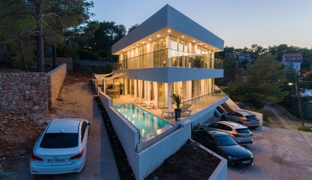 Beautiful Villa Aestas