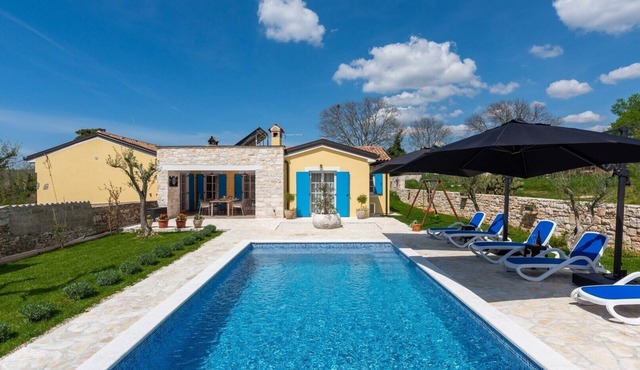 Beautiful Villa Iria Bella with swimming pool