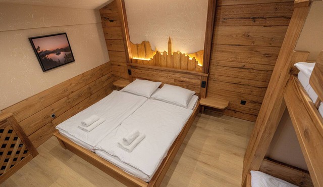 Bed & Breakfast LakeBled House in Bled
