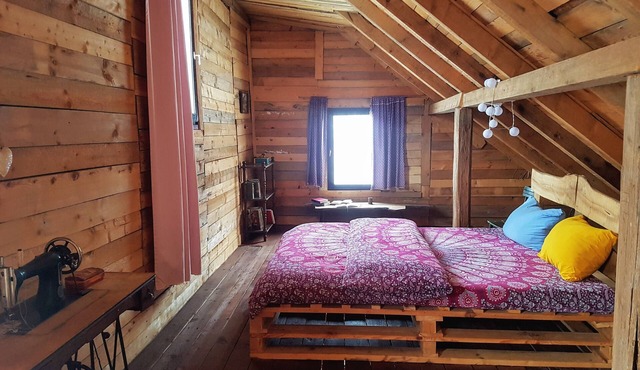 Boho eco cabin in the woods on Fruška gora in Beocin