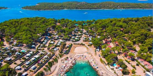 Camping Village Poljana in Mali Lošinj
