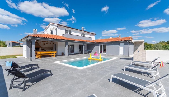 Casa Mara