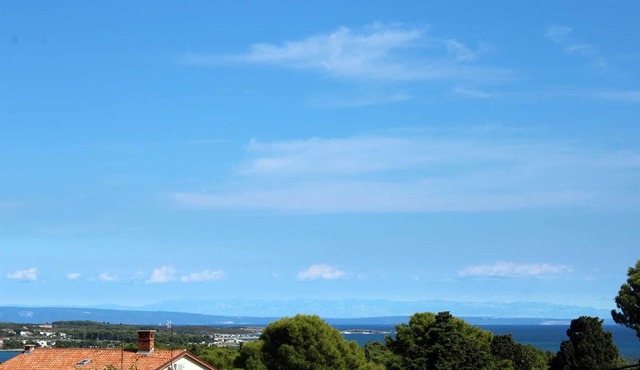 Charming One-Bedroom Apartment for Two in Premantura