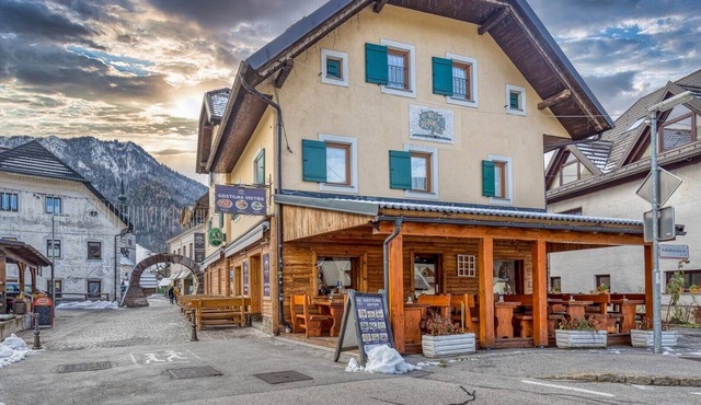 Country House Viktor/Two-Bedroom Apartment A2 in Kranjska Gora